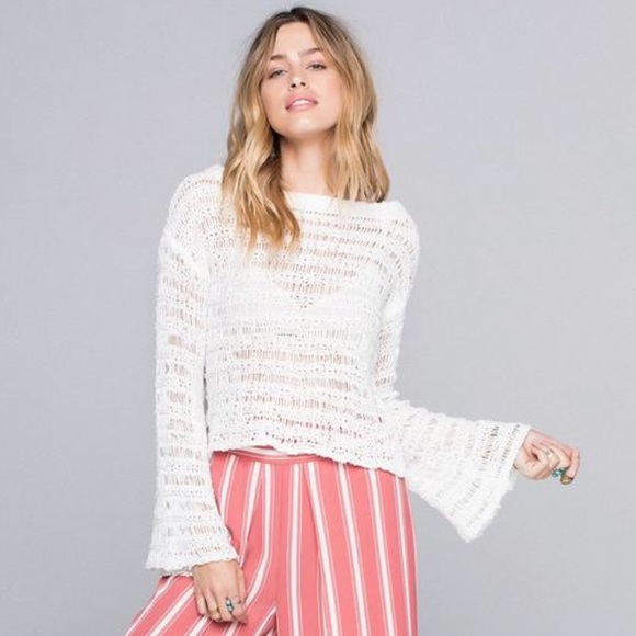 Band of Gypsies Sweaters - NEW BAND OF GYPSIES White Knit Bell Sleeve Sweater